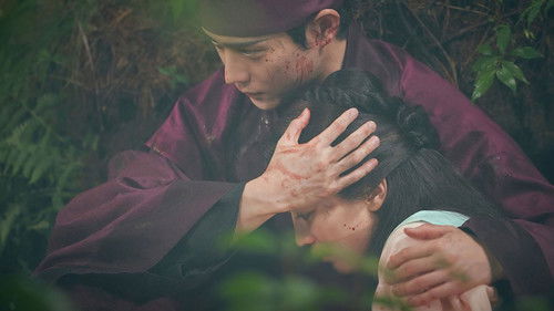 낮에 뜨는 달 Bild 2