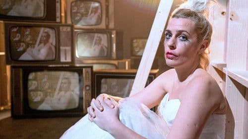 Out of Her Mind Bild 2