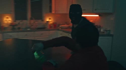 When the Pizza Delivery Guy Walks in on a Robbery Bild 5