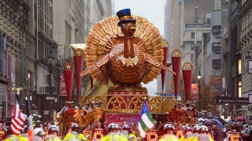 The 99th Annual Macy's Thanksgiving Day Parade Bild 1