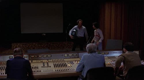 Modern Romance – Muss denn Liebe Alptraum sein? Bild 6