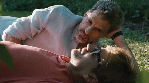 Nobody's Watching Bild 4