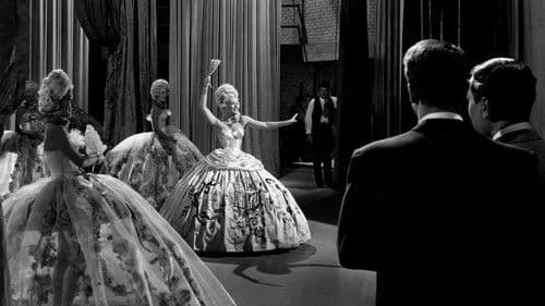 I Wonder Who's Kissing Her Now Bild 1