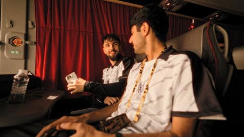 On The Edge of Glory Bild 4