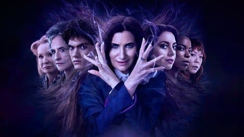 Agatha All Along Bild 2