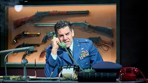 National Theatre Live: Dr. Strangelove Bild 3