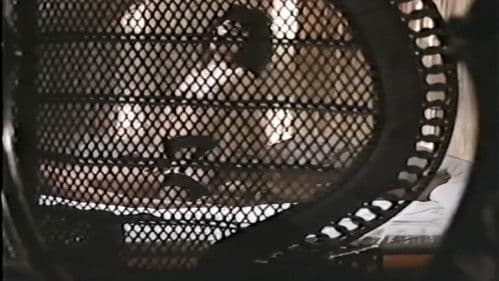 痴漢電車　後ろで発車 Bild 1