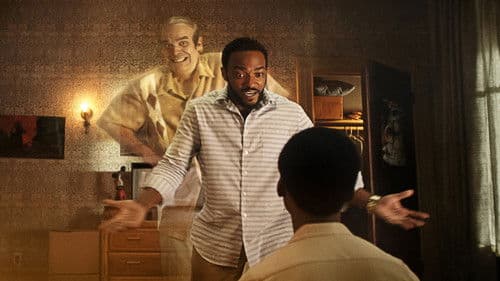 We Have a Ghost Bild 7