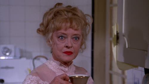 Scream, Pretty Peggy Bild 4