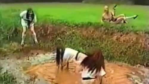 Female Mercenaries on Zombie Island Bild 4