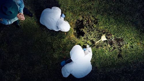 Buried in the Backyard - Mord verjährt nicht Bild 1