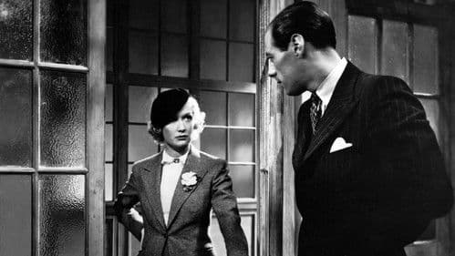 Men Are Not Gods Bild 3