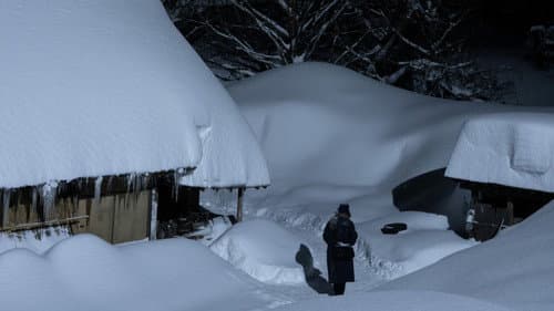 Two Seasons, Two Strangers Bild 6