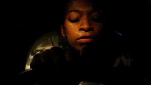 Nina Against The World Bild 2