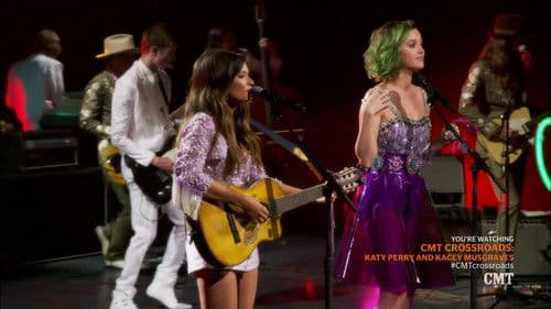 Katy Perry and Kacey Musgraves: CMT Crossroads Bild 2
