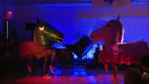 The Judson Church Horse Dance Bild 3