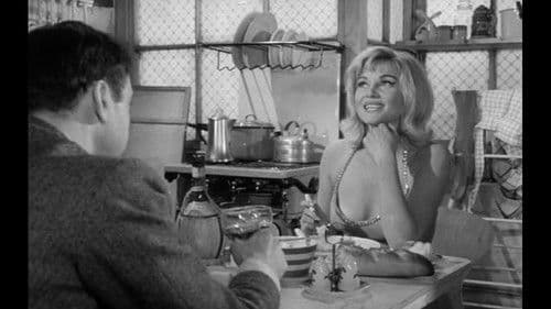 Rattle of a Simple Man Bild 2