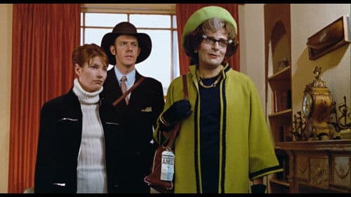 The Adventures of Barry McKenzie Bild 4