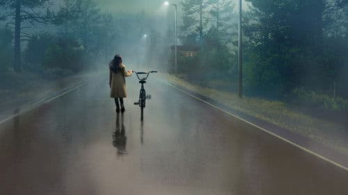 Home Before Dark Bild 3