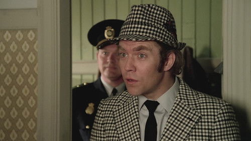 Die Olsenbande sieht rot Bild 7