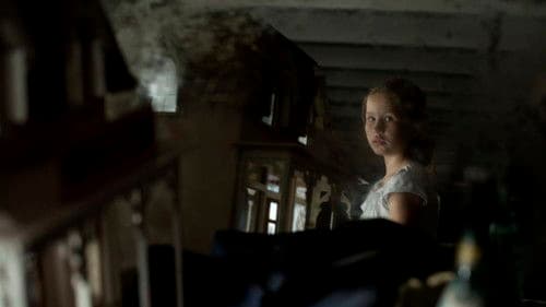 Two Eyes Staring Bild 3