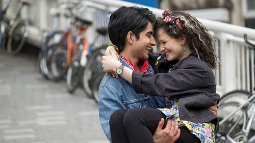 Blinded by the Light Bild 1