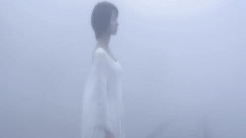 エンプティー・ブルー Bild 3