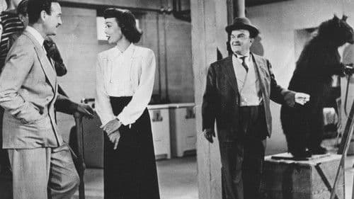 A Kiss in the Dark Bild 4