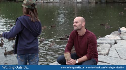 Waiting Outside Bild 1