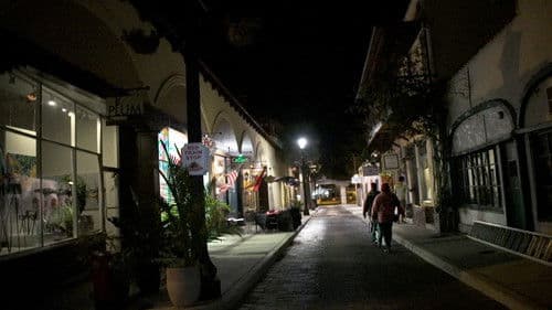 Mum and Son's Chilling Adventures Bild 4