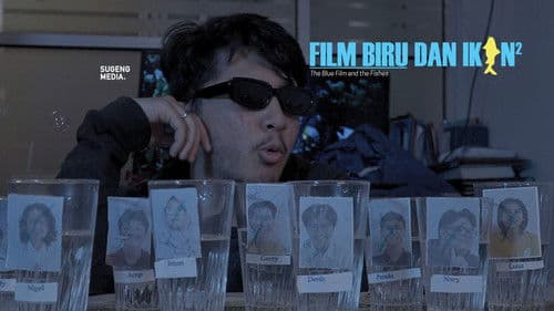 BLUE FILM AND THE FISHES Bild 1