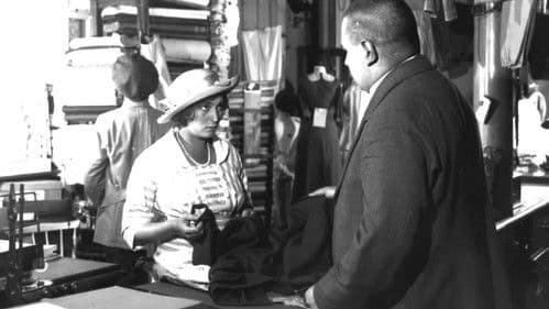 Bra flicka reder sig själv Bild 1