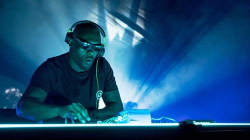 Turn Up Charlie Bild 4