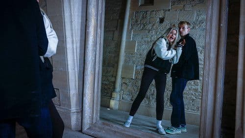 Daisy May and Charlie Cooper's NightWatch Bild 3