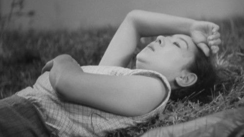 風の中の牝鶏 Bild 3