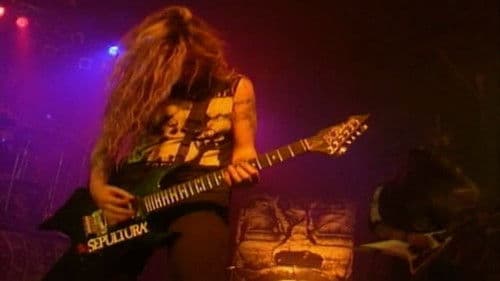 Sepultura - Under Siege (Live In Barcelona) Bild 1