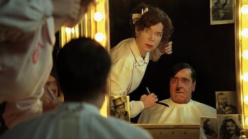 Mein Führer - Die wirklich wahrste Wahrheit über Adolf Hitler Bild 3