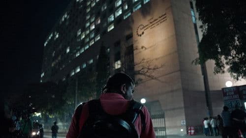 P for Paparazzi Bild 1