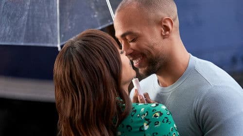 Fashionably Yours Bild 2