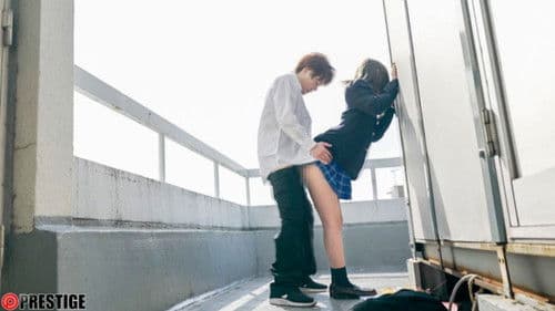 ※胸糞NTR 最悪の鬱勃起映像 幸せを約束した大好きな彼女がおっさんに寝取られて、壊されました。 七嶋舞 Bild 1