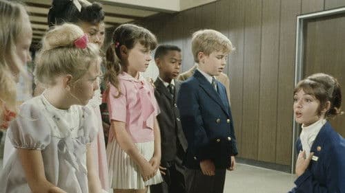 Gidget Grows Up Bild 1