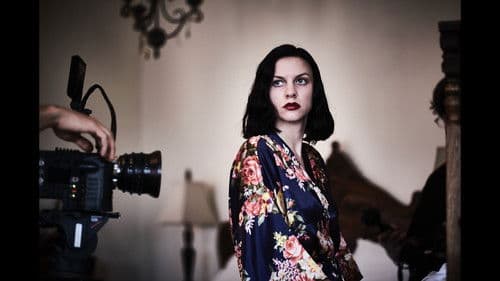 Strike, Dear Mistress, and Cure His Heart Bild 1