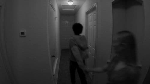 She Screams at Night Bild 1