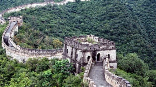Im Flug über Chinas Große Mauer Bild 1