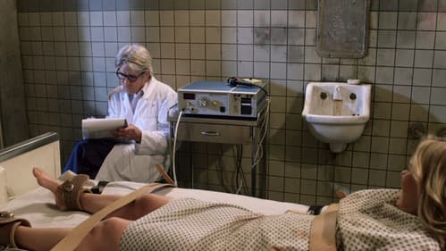 Stalked by My Doctor: A Sleepwalker's Nightmare Bild 2