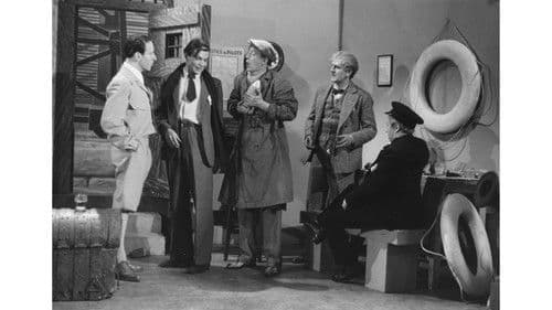 The Moon in the Yellow River Bild 1