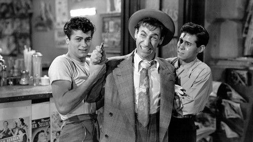 City Across the River Bild 4