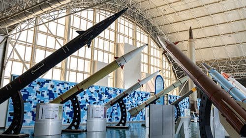 Strike on Iran: The Nuclear Question Bild 2