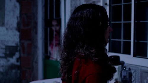 Vestido Branco com Listras Vermelhas Bild 4