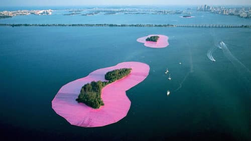 Remembering Surrounded Islands Bild 1